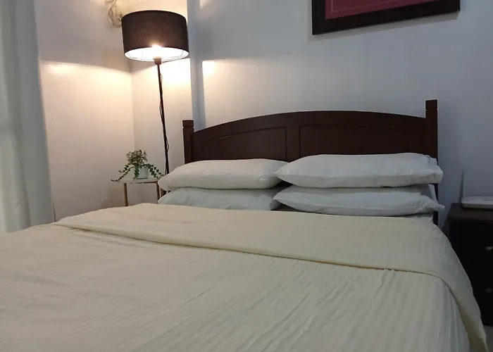Apartamento The Redwoods Sm Fairview With Balcony Fairview Quezon Metro Philippines Manila