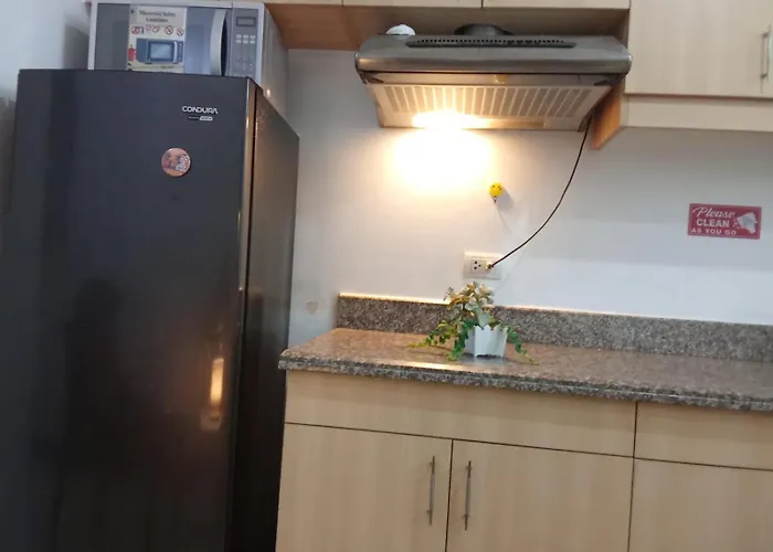 Apartamento The Redwoods Sm Fairview With Balcony Fairview Quezon Metro Philippines *