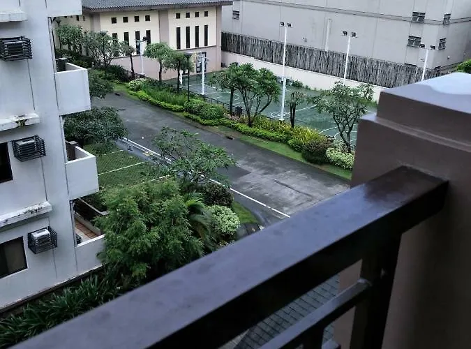 Apartamento The Redwoods Sm Fairview With Balcony Fairview Quezon Metro Philippines Manila